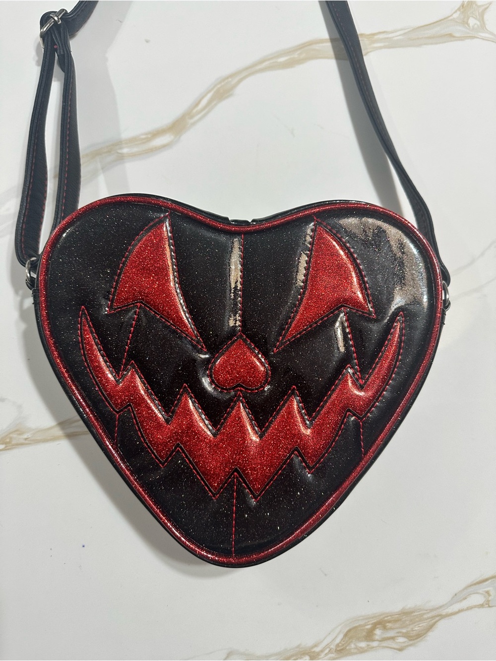Heart Crossbody Bag with Red Glitter Face - Pumpkin Kult - Love pain & stitches